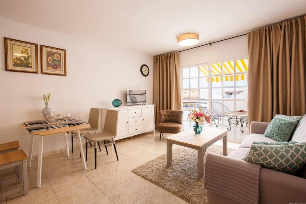 Apartment Laura Playa la Arena Puerto de Santiago  Bagian luar foto